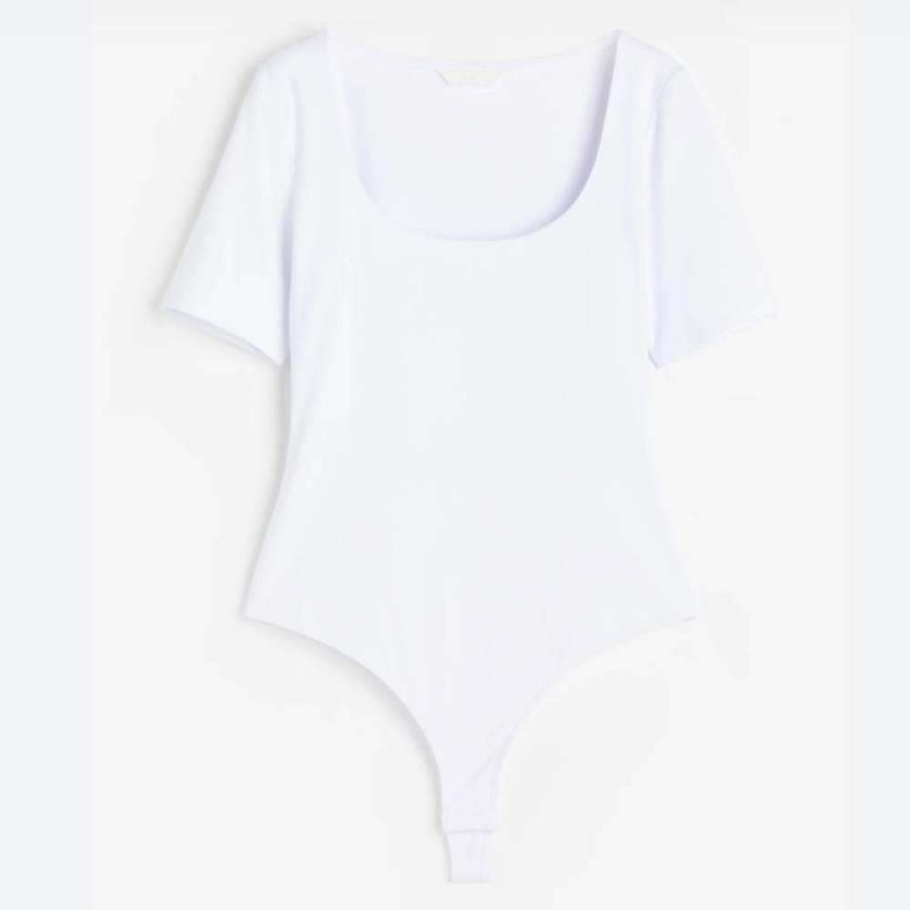 H&M White Scoop Neck Short Sleeve Bodysuit